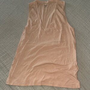Madewell Sleeveless V-Neck Pocket Tank - Light Peach